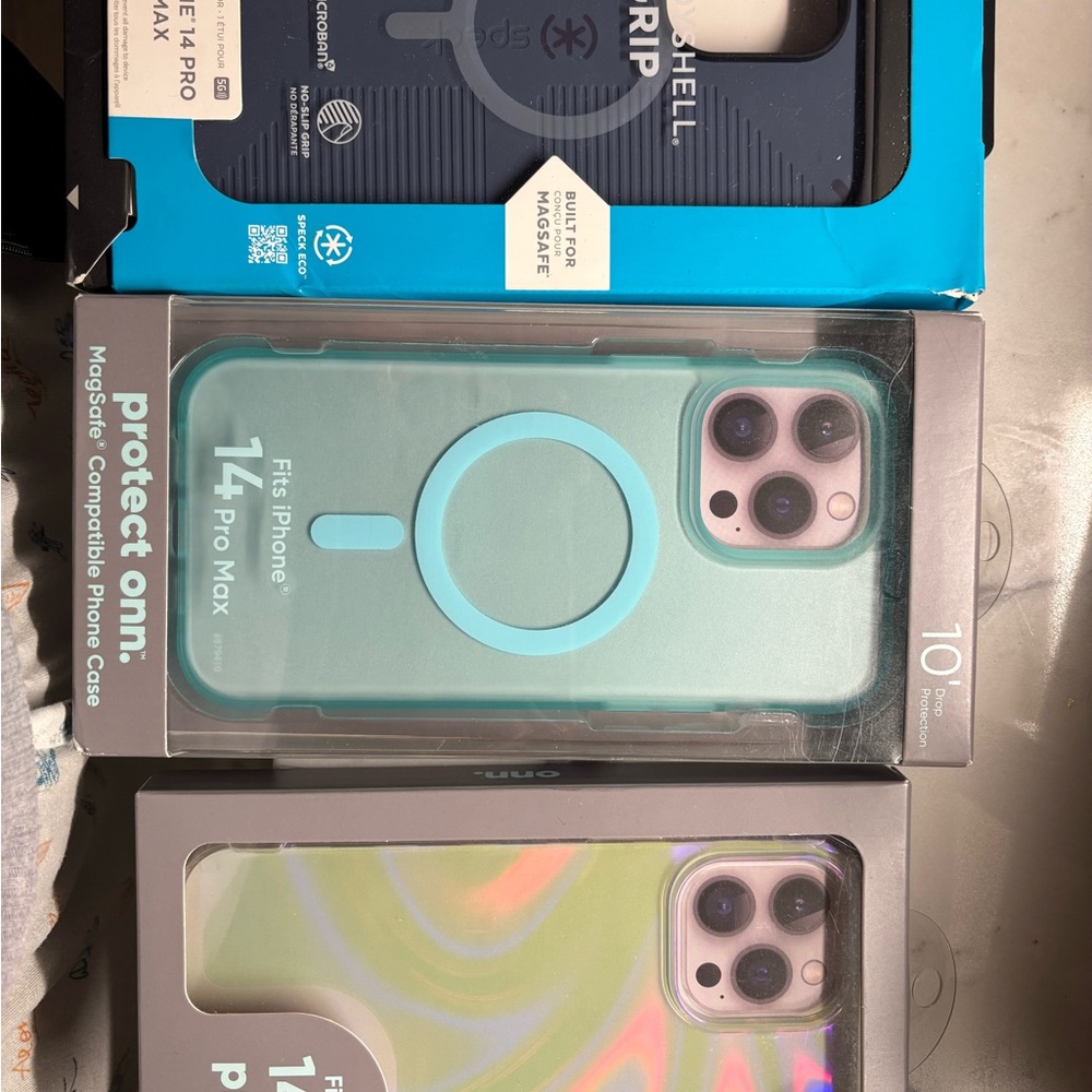 On Running MagSafe Compatible Phone Case for iPhone 14 Pro Max - Mint